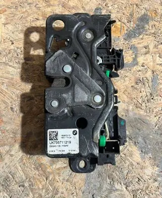 BMW X1 F48 F49 Tailgate/trunk/boot lock/catch/latch 16367210 UK735711219