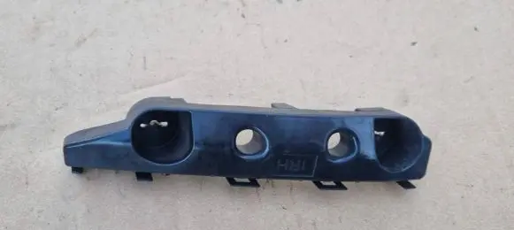 Nissan Pulsar Front bumper mounting bracket 622243ZL0Apmi 622243ZL0A