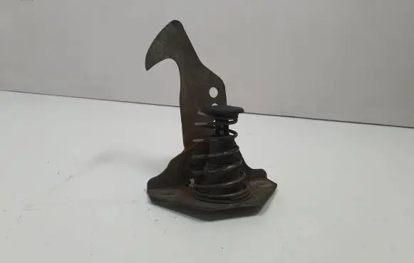 BMW 3 E92 E93 Engine bonnet (hood) release handle 7241663 51237241663