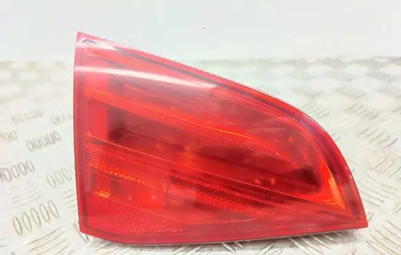 Audi A4 S4 B8 8K Tailgate rear/tail lights