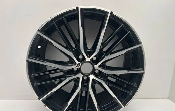 BMW 1 F40 R19 alloy rim 5A34068