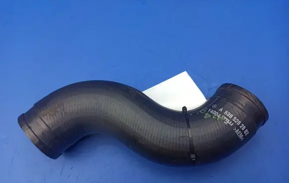 Mercedes-Benz Vito Viano W638 Intercooler hose/pipe A6385282882