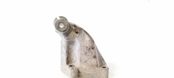 Mercedes-Benz E W211 Engine mounting bracket A6422230104