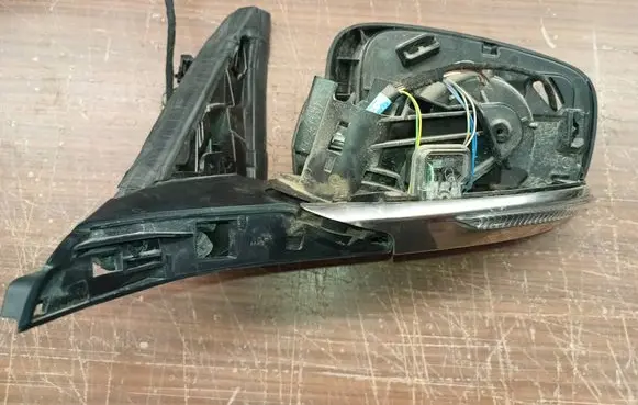 Renault Espace V (RFC) Front door electric wing mirror 963024306R