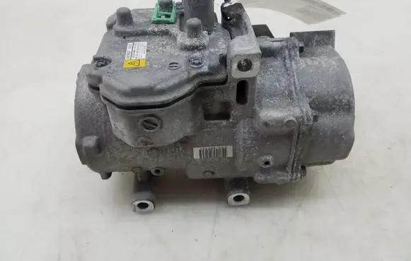 Lexus IS III XE30 Air conditioning (A/C) compressor (pump) 8837033020
