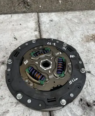 Toyota C-HR I Clutch set kit 6L191328