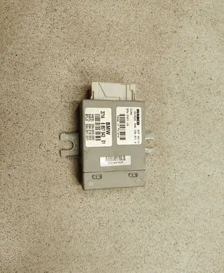 BMW 5 F10 F11 Air suspension control unit module (rear) 4461500710 004002000 004014002