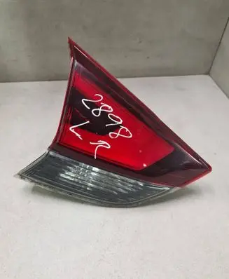 Nissan X-Trail T32 Tailgate rear/tail lights 22623746