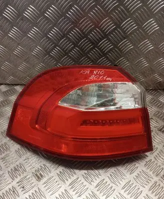 KIA Rio Rear/tail lights 924011W2
