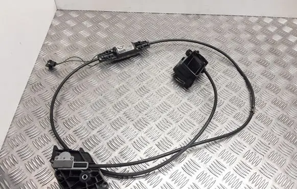 Mercedes-Benz E W211 Curtain motor A2118203942