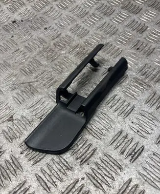 BMW 5 G30 G31 G38 Front passenger seat rail trim 7357395 30E0143S1 15054410
