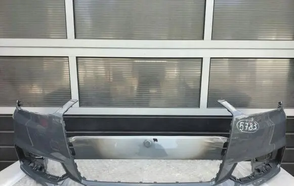 Audi A1 Front bumper 8XA807437