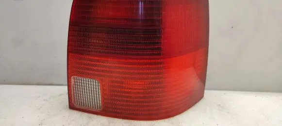 Volkswagen PASSAT B5 Rear/tail lights 3B9945112F