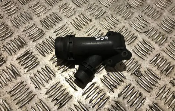 BMW 7 E65 E66 Engine coolant pipe/hose 2247744