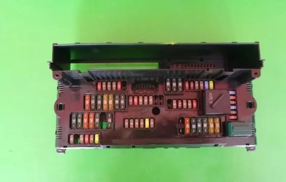 BMW 5 F10 F11 Fuse box set 9234421 K183