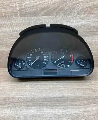 BMW 5 E39 Speedometer (instrument cluster) 6907018 110008735