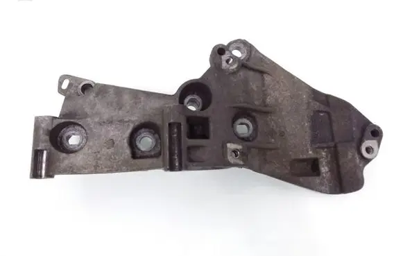 Nissan Qashqai Generator/alternator bracket 820066949