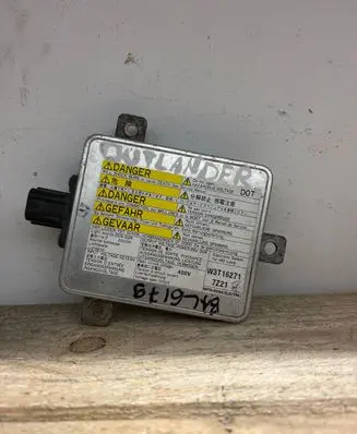 Mitsubishi Lancer X Headlight ballast module Xenon W3T16271 7Z21