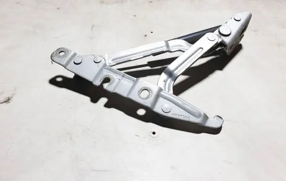 Audi A6 S6 C5 4B Tailgate/trunk/boot hinge 4B5827302D