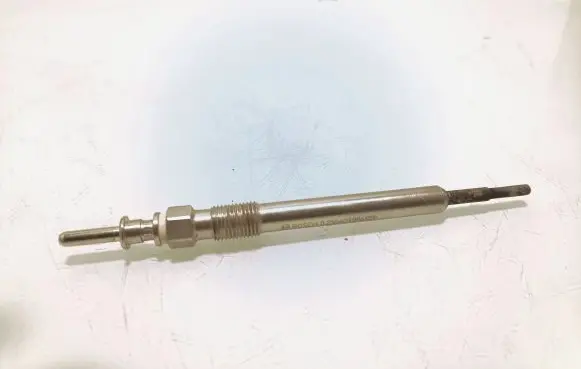 BMW 3 E90 E91 Glow plug 02506030065