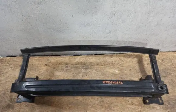 Seat Leon (5F) Front bumper support beam 5f0807109ac