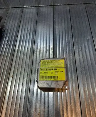 Mitsubishi Space Star Airbag control unit/module MR587815 0285001379 030070895L