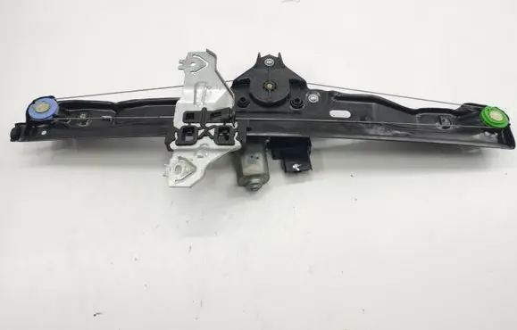 Renault Kadjar Front door window regulator with motor 807208173R