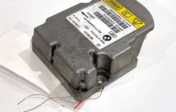 BMW X3 E83 Airbag deployment crash/impact sensor 3424581