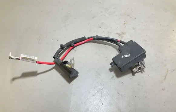 Volkswagen Golf VII Positive cable (battery) 5Q0971371