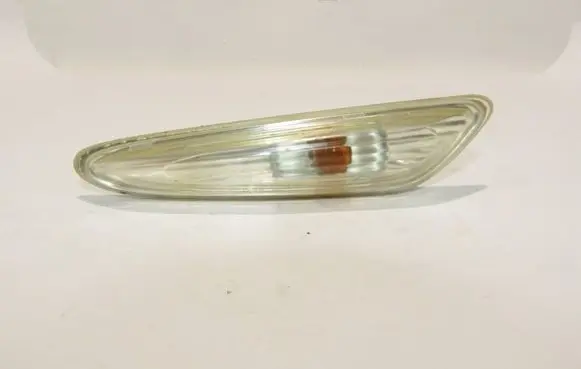 BMW 3 E46 Front fender indicator light 691137106