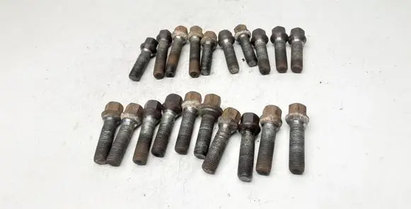 Mercedes-Benz E W211 Nuts/bolts 