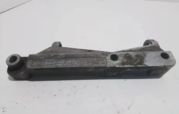 Volkswagen Golf V other engine part 06A129723Q