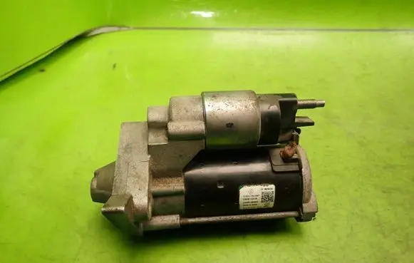 Dacia Logan II Starter motor 