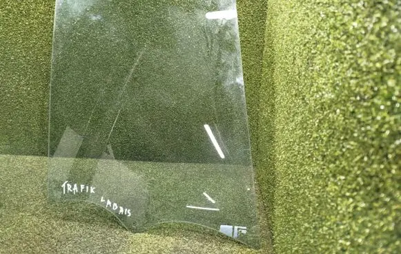 Renault Trafic III (X82) Front door window/glass (coupe) 43R000464 E243R000464