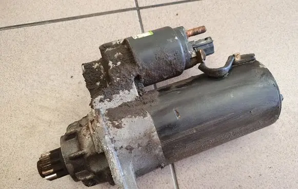 Volkswagen Transporter - Caravelle T5 Starter motor