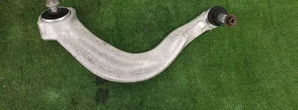 Ford Explorer VI Front control arm