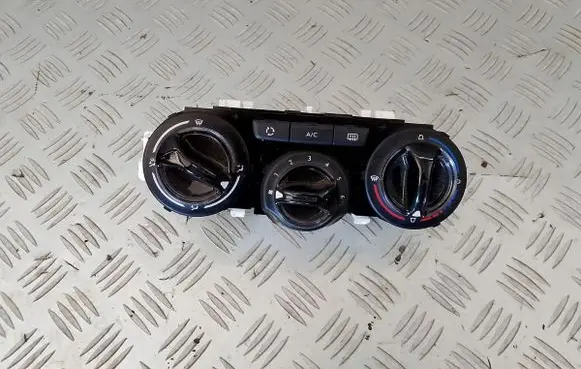 Peugeot 3008 I Central console control unit 