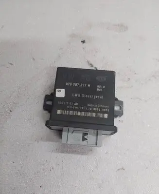 Audi A6 S6 C6 4F Light module LCM 8P0907357H 0837903AB