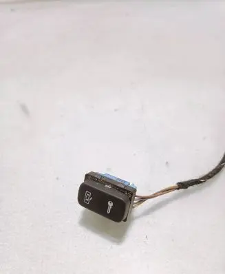 Skoda Octavia Mk2 (1Z) Central locking switch button 1Z0962125A