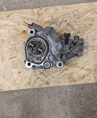 Mitsubishi Outlander Vacuum pump D1711B 0907S