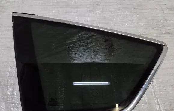 Ford S-MAX Rear side window 