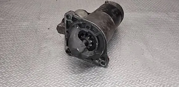 Opel Insignia A Starter motor 55352882 M001T30172