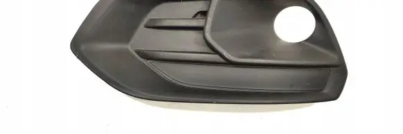 Iveco Daily 6th gen Front bumper lower grill 105802356345