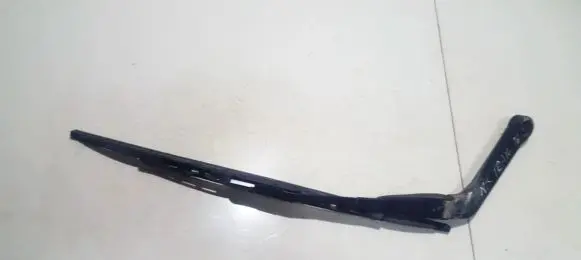 Nissan X-Trail T30 Rear wiper blade arm 12001
