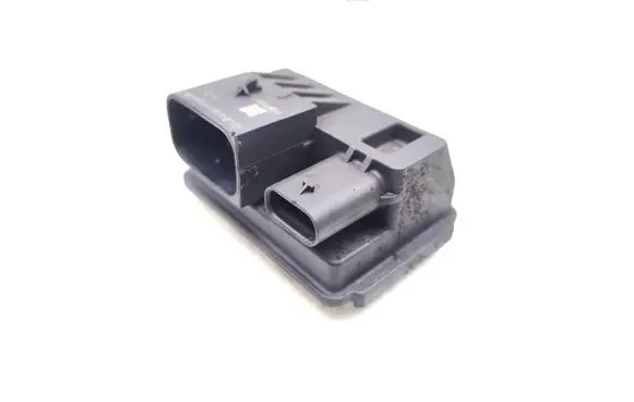 BMW 1 F20 F21 Glow plug pre-heat relay 8513152
