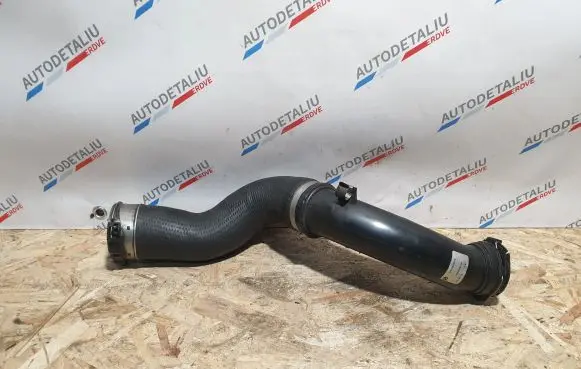 BMW 1 F20 F21 Intercooler hose/pipe 7597587