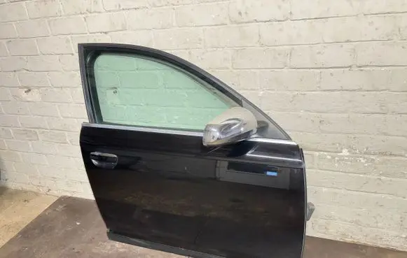 Audi A6 S6 C6 4F Front door