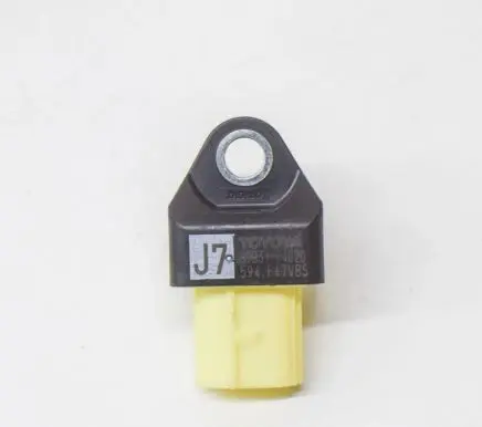 Toyota C-HR I Airbag deployment crash/impact sensor 89831F4020