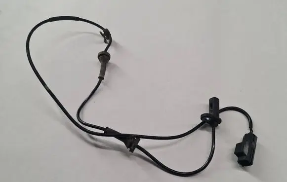 Volvo V70 ABS brake wheel speed sensor 9467580 10071160133