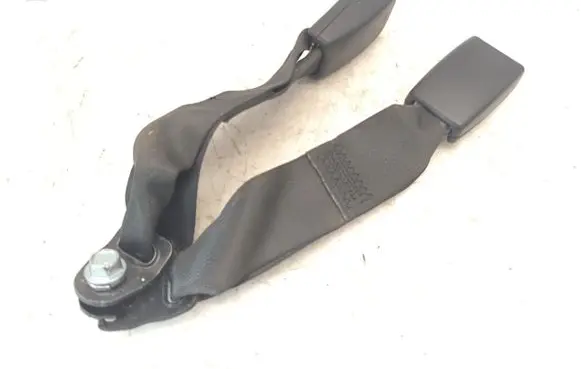 KIA Optima Rear seatbelt buckle